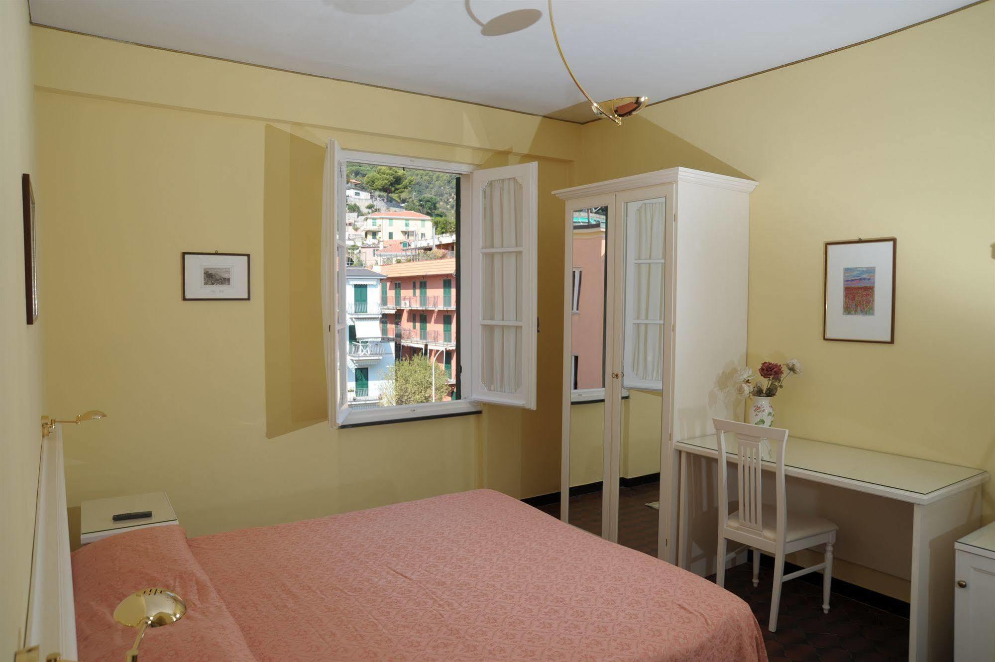 Hotel Splendid Mare Laigueglia Ngoại thất bức ảnh