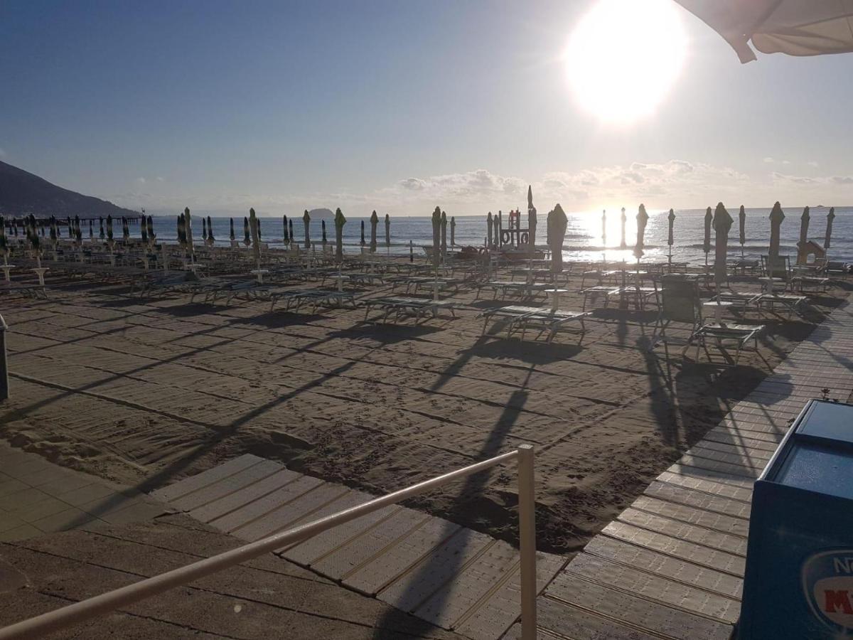 Hotel Splendid Mare Laigueglia Ngoại thất bức ảnh